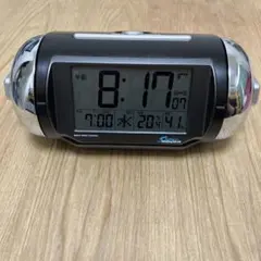 デジタル機能付き目覚まし時計