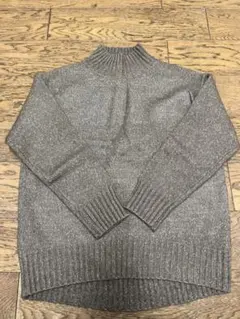 GU パフィータッチハイネックチュニック