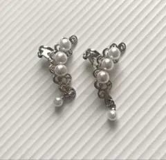 No.1-596 透かしフラワー三角クリップイヤークリップ（パール）