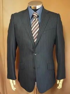 シルク混秋冬物２ボタンスーツ(Y6,L)黒地xストライプ柄メンズセットアップ