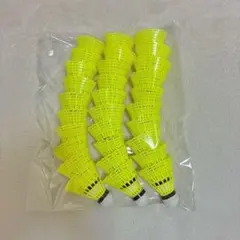 バドミントン シャトル 黄色 30個 練習 野球 羽根 イエロー 軽量 大容量のサムネイル