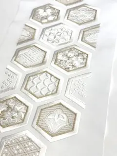 ⚫︎新品⚫︎刺繍半衿⚫︎ポリエステル⚫︎振袖や白無垢、色打掛に
