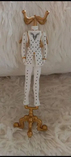 ジョジョ、ブチャラティフィギュア