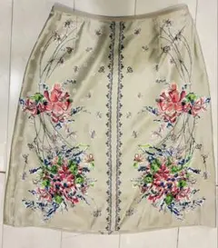 SUNAUNA スーナウーナ　花柄　スカートのサムネイル