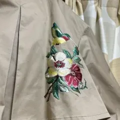 早い者勝ち価格　ロイスクレヨン　刺繍トレンチのサムネイル