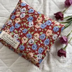 サニタリーポーチ　ハンドメイド（リバティ）