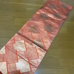 和風テーブルランナー　　１３２幾何学模様のオレンジ