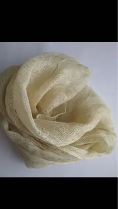 Magie Noire 100%絹 ストール 淡い黄色