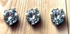 クリスタルとパールのボタンセット