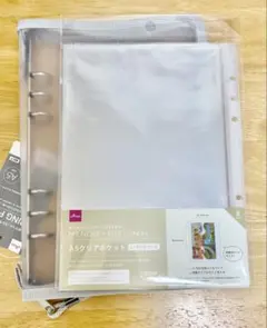 DAISO A5 クリアポケット 2L判写真サイズ 8枚入 リフィルのサムネイル