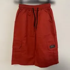 赤ハーフパンツ