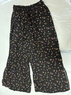 Honeys COLZA 花柄ガウチョパンツ 黒