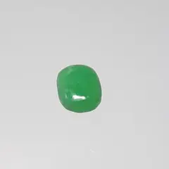 ルース　カボション　緑　グリーン　石　ストーン　丸みのあるスクエア型　パーツ