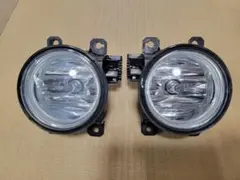 ISUZU純正 NPR88 エルフ ELF フォグランプ 左右セット - メルカリ