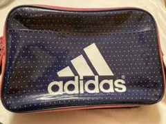 adidas エナメルバッグ