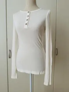 レディース　カットソー インナー　Tシャツ　長袖　S-M ホワイト