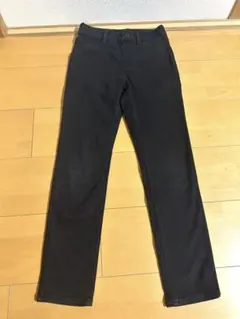 ユニクロ　UNIQLO 長ズボン　ボトムス　黒　130cm