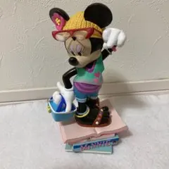未使用品希少ディズニーミニー ・マウス サマー・ビーチスタイル フィギュア