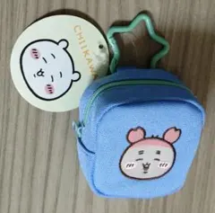 【1点のみ】ちいかわ　カラビナつき刺繍スクエアミニポーチ　カニちゃん　古本屋
