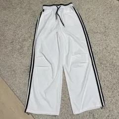 ストレートパンツ