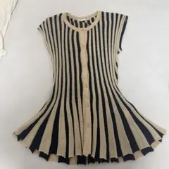 zara ノースリーブ