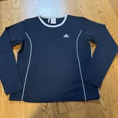 adidas ネイビー 長袖Tシャツ