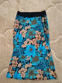 オッズオンジャパン　レース柄スカート　ネイビー オッズオンジャパン レース柄スカート ネイビー オッズオン