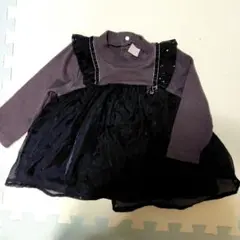グレーと黒のフリルチュニック　プティマイン