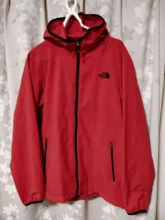 The North Face 赤 ジャケット フード付き