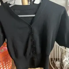黒 Vネック ボタン付きカーディガン