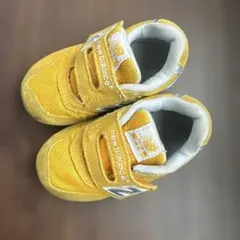 new balance イエロー シューズ　13