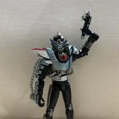フィギュアーツ 仮面ライダー龍騎