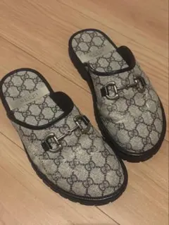 GUCCI グッチ GGスプリーム タイガー スライドサンダル 8 27㎝ - メルカリ