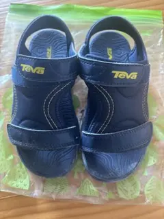 お値下げ　Teva キッズ サンダル ネイビー　18cm