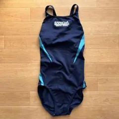 セントラルスポーツ　Mizuno 水着 Sサイズ　数ミリの縫い穴あり