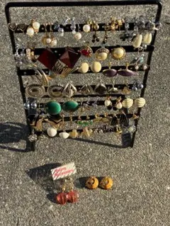 ヴィンテージ　イヤリング　ハート　大ぶり　ゆれる　ゴールド　ビジュー　オパール