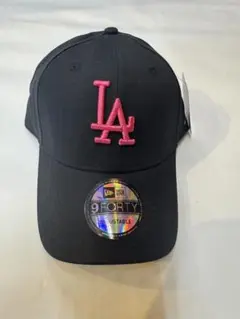 New Era LAロゴ Black色Pink刺繍男女用キャップフリ➖サイズ
