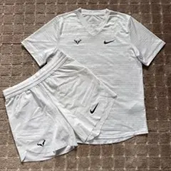 ナイキ　NIKE ラファエルナダル　上下セット　テニスのサムネイル