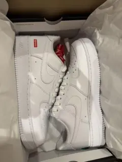 Supreme × Nike Air Force 1 Low 26.5