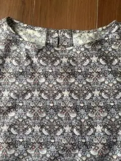 アマカ】未使用 リバティ Traveling Threads 裏地付きブラウス - メルカリ