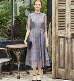 leja 花柄刺繍スパンコールベロアスリット Iラインドレス 結婚式ドレス