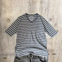 archive v neck boarder s/s tee fade y2k