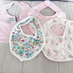 スタイ・よだれかけ 4枚セット