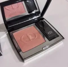 DIOR ROUGE BLUSH 831 PEACH PETAL ピーチペダル - メルカリ