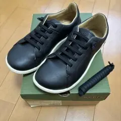 keen KNX スニーカー　22.5 黒　替紐付きのサムネイル