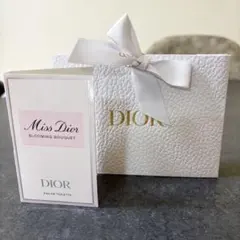 DIOR 香水サンプル＆ショップバッグ