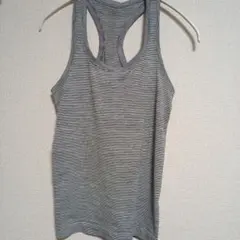 lululemon タンクトップ サイズ4