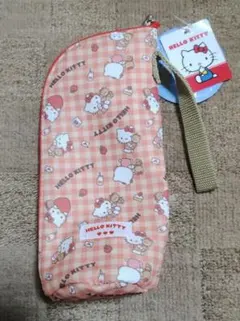 持ち運びに便利！『ハローキティ ペットボトルホルダー』新品／未使用