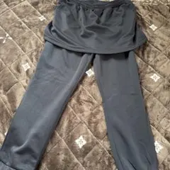スカート付きパンツ ブラック