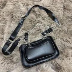 ブラック　ミニショルダーバッグ